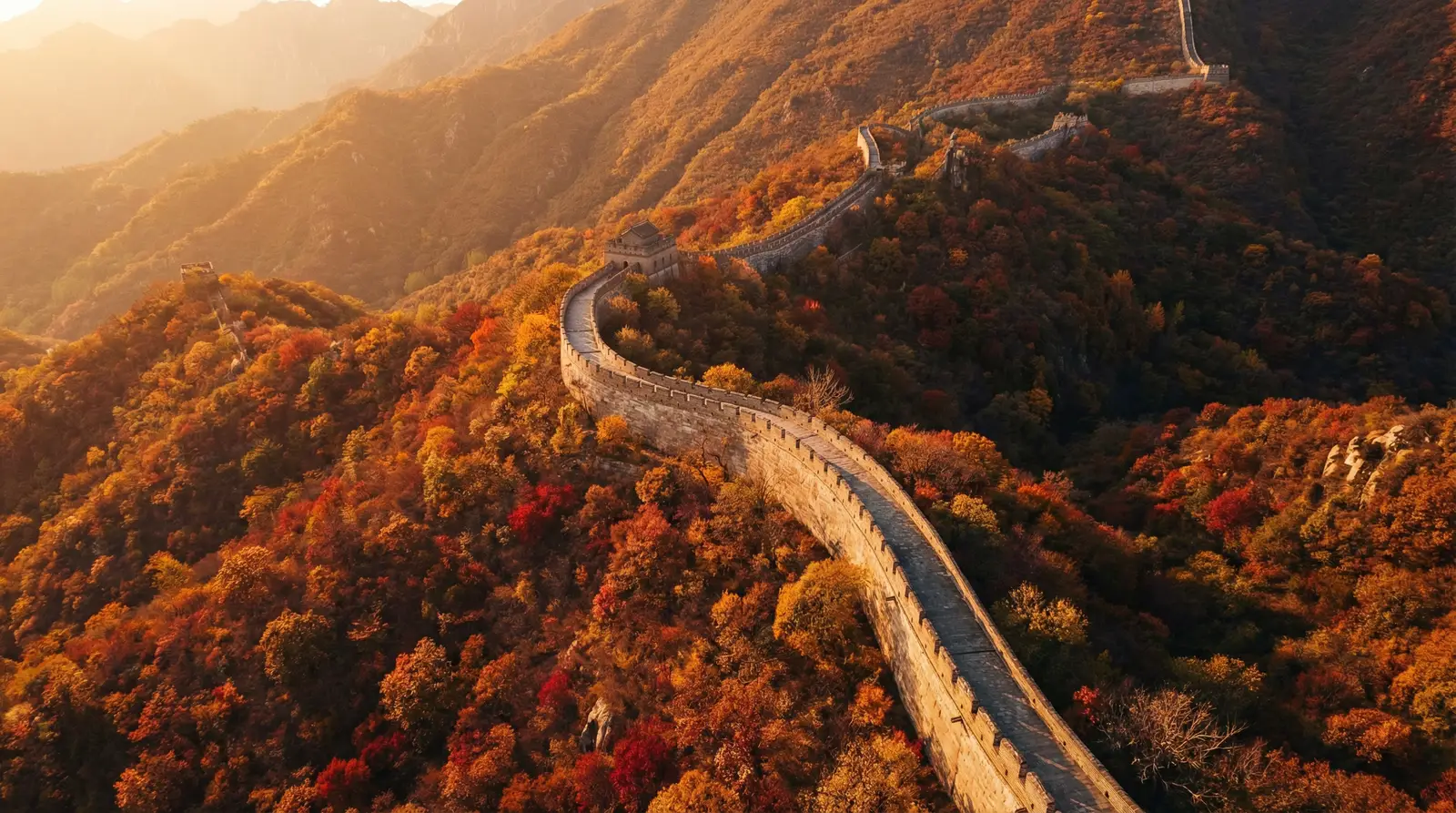 伊波拉病毒快播 秋日长城航拍全景